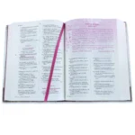 Alternative view of Biblia de la Mujer conforme al Corazón de Dios RV1960, Elizabeth George, tapa dura