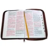 Biblia Letra Súper Gigante con Cierre RV1960, imit. piel, café con índice - Imagen 4
