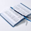 Biblia Letra Gigante, Reina Valera 1960 Colección Premier, cuero de calidad superior Azul - Imagen 3