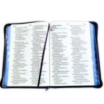 Alternative view of Biblia Super Gigante 19 Puntos RV1960 Imi Piel Azul Floral con Cierre e Index