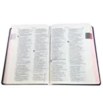 Alternative view of Biblia Fuente de Bendiciones RV1960, tapa dura morado floral