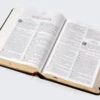 Biblia de estudio Matthew Henry y legado cristiano RVR, Piel negro , con índice - Imagen 2