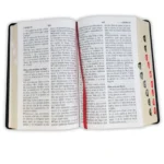 Alternative view of Biblia Letra Gigante RV1960, letra 14 puntos , piel fabricada, negro con índice