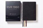 Alternative view of Reina Valera 1960 Biblia Letra Gigante, Colección Premier, Negro