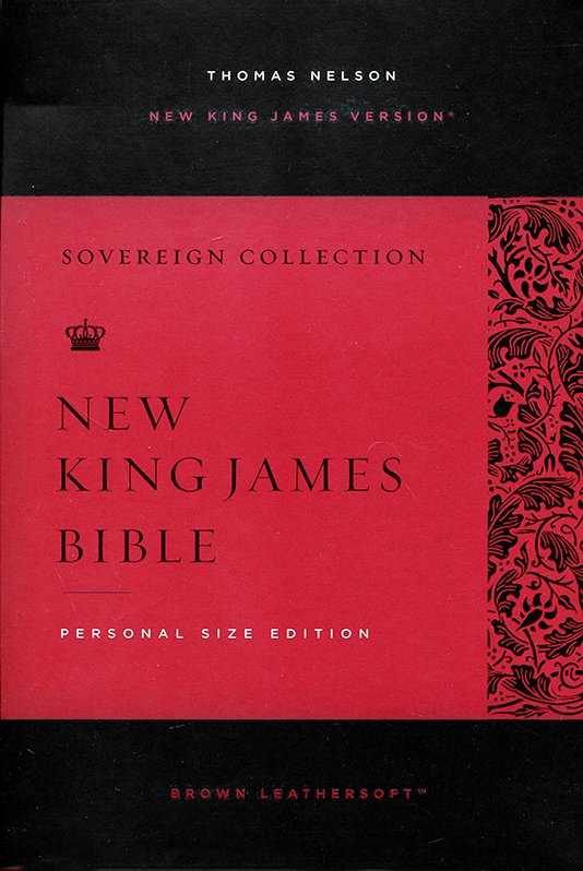 NKJV, Personal Size Reference Bible, Sovereign Collection, Leathersoft, Brown, Red Letter, Comfort Print : Holy Bible, New King James Version - Imagen 2
