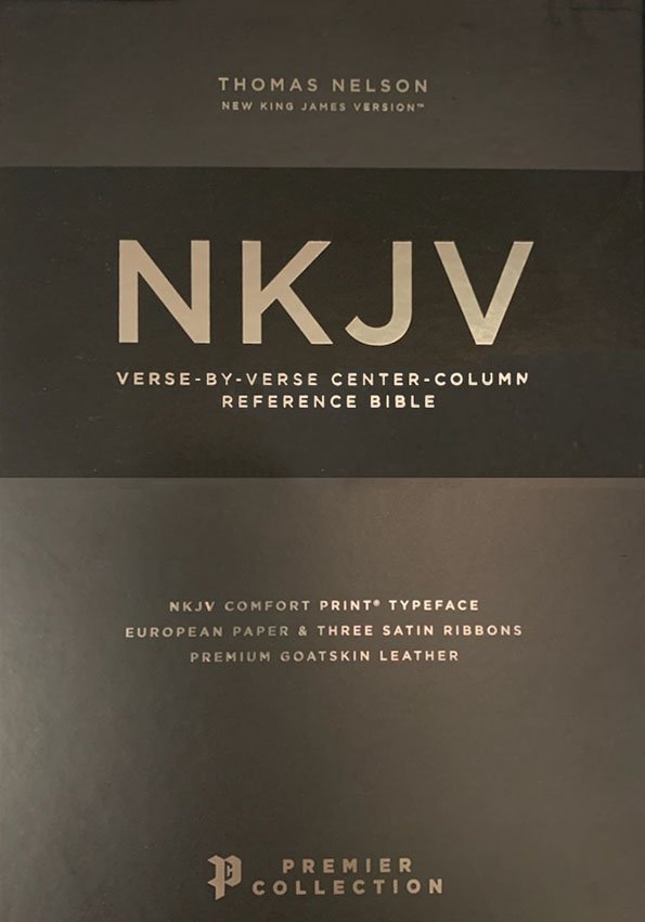 NKJV, Reference Bible, Classic Verse-by-Verse, Center-Column, Premium Goatskin Leather, Brown, Premier Collection, Red Letter, Comfort Print : Holy Bible, New King James Version - Imagen 2