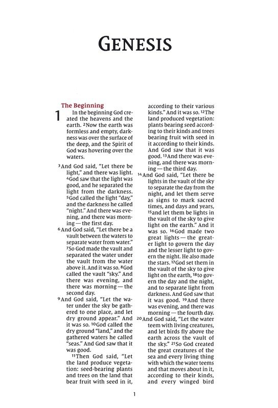 NIV, Wide Margin Bible, Leathersoft, Navy, Red Letter, Comfort Print - Imagen 4