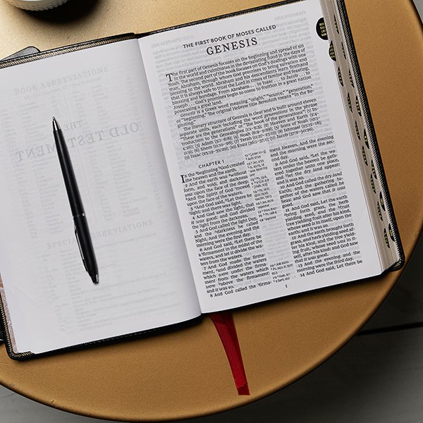 KJV Large Print Bible w/ 53,000 Cross References, Brown Genuine Cowhide Leather with Thumb Index Red Letter, Comfort Print - Imagen 13