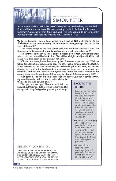 NIV, Men's Devotional Bible (By Men, for Men), Leathersoft, Brown, Comfort Print - Imagen 8