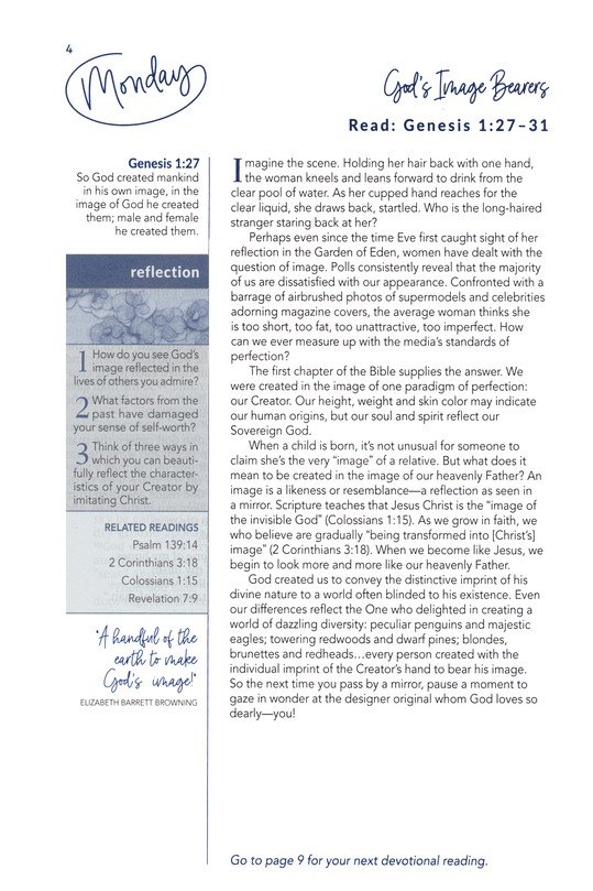 NIV, Women's Devotional Bible (By Women, for Women), Large Print, Leathersoft, Teal, Comfort Print - Imagen 6