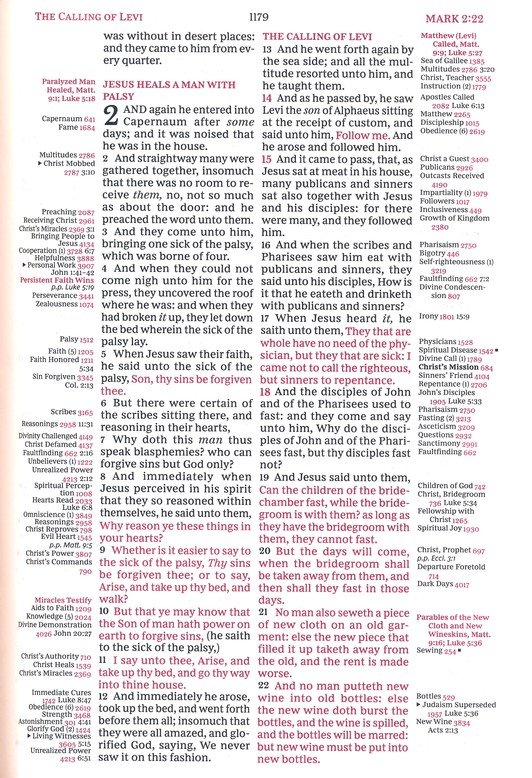 KJV, Thompson Chain-Reference Bible, Hardcover, Yellow Gold, Red Letter, Comfort Print - Imagen 8