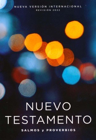 NVI, Nuevo Testamento De Bolsillo, Con Salmos Y Proverbios, Revisión 2022, Tapa Blanda Luces Brillantes - Imagen 2