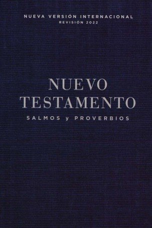 NVI, Nuevo Testamento De Bolsillo, con Salmos y Proverbios, Revisión 2022, Tapa Blanda, Azul Añil - Imagen 2